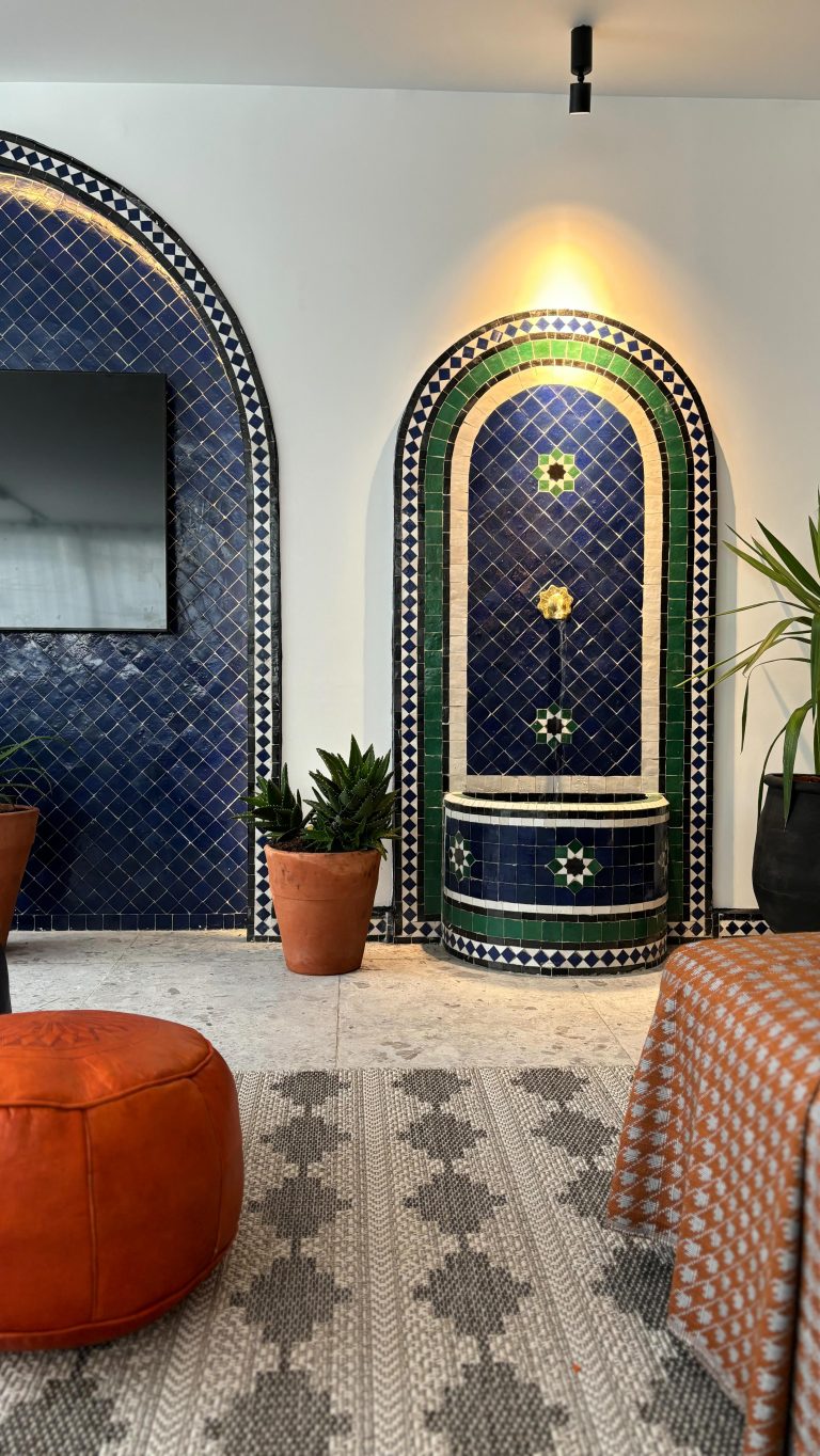 Instagram post from davis.interiordesign. This post is in position 13.